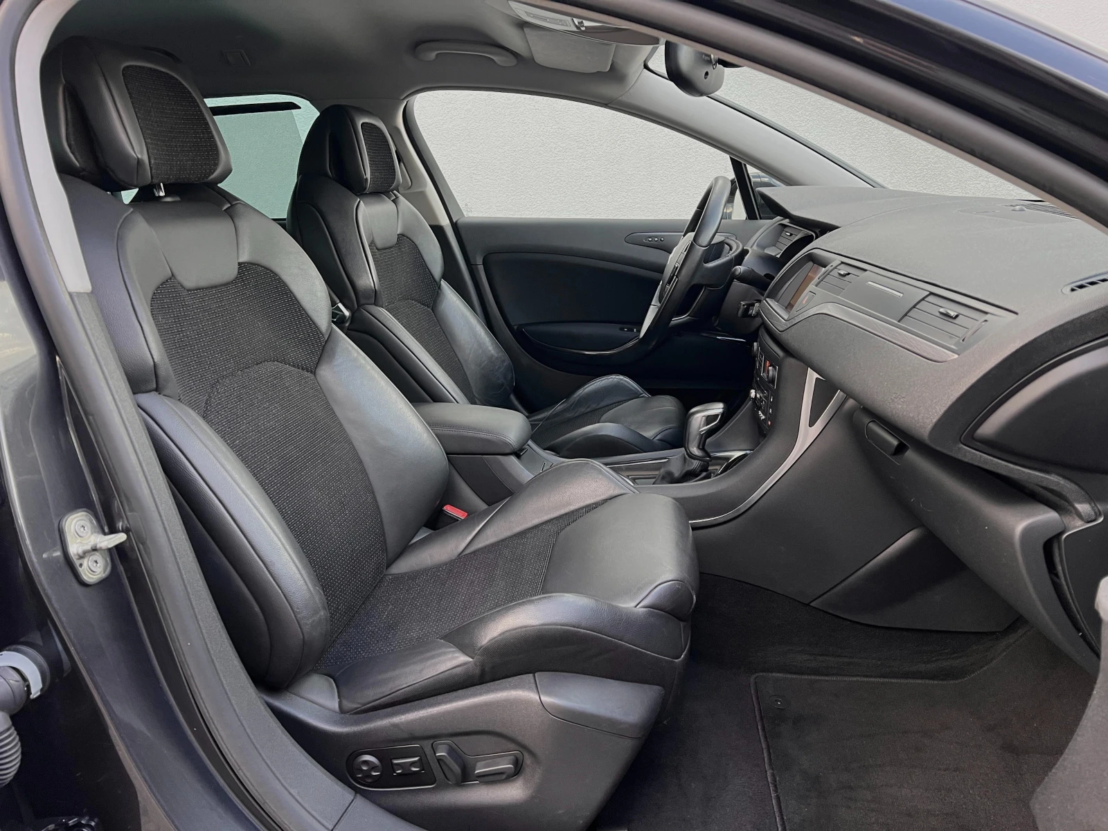 Citroen C5 2.0HDi 111000km * * * ПРОЧЕТИ ОПИСАНИЕТО* * * , снимка 15 - Автомобили и джипове - 54534539
