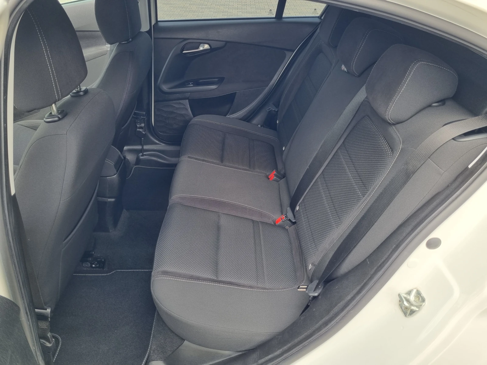 Fiat Tipo 1.6MJET-120ps * 6 ��������* 2018�. EURO 6B | Mobile.bg � ����������� 9