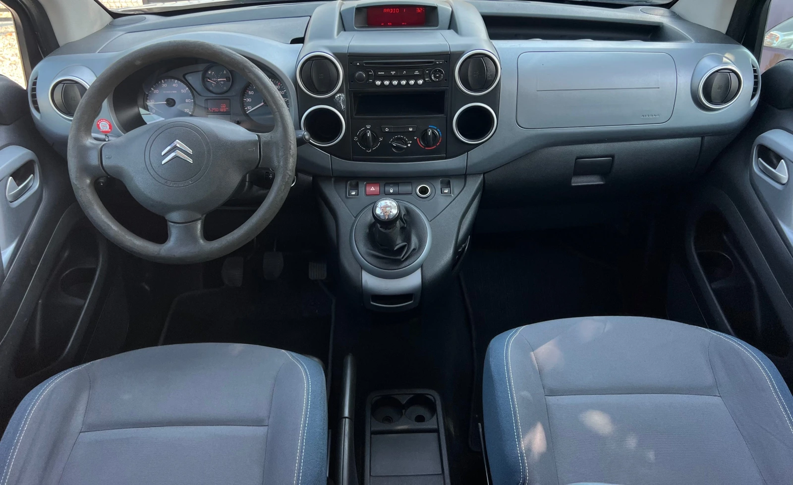 Citroen Berlingo 1.6HDI UNIKAT, снимка 14 - Автомобили и джипове - 54829982