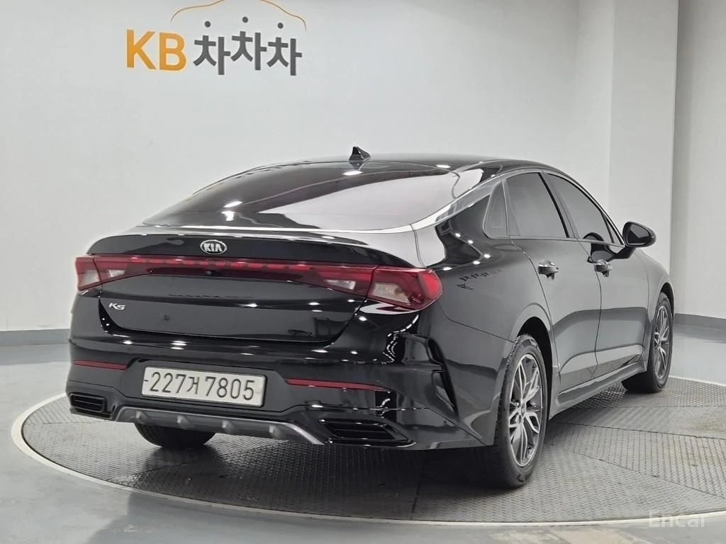 Kia K5 2.0 Prestige* ПОДГРЕВ* ОБДУХВАНЕ* КАМЕРА* , снимка 4 - Автомобили и джипове - 55050887