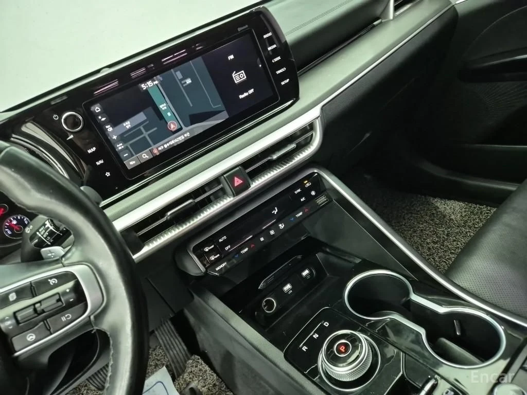 Kia K5 2.0 Prestige* ПОДГРЕВ* ОБДУХВАНЕ* КАМЕРА* , снимка 10 - Автомобили и джипове - 55050887