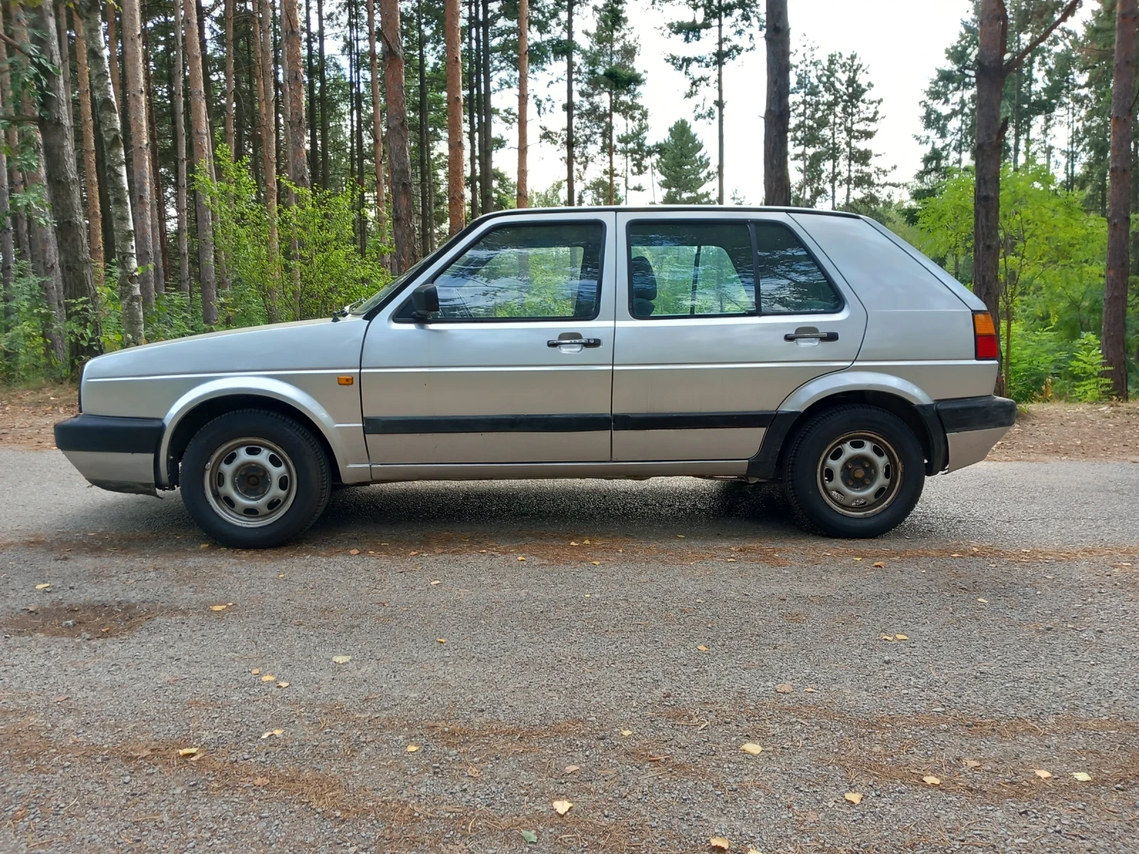 VW Golf 1.6, снимка 7 - Автомобили и джипове - 55104240