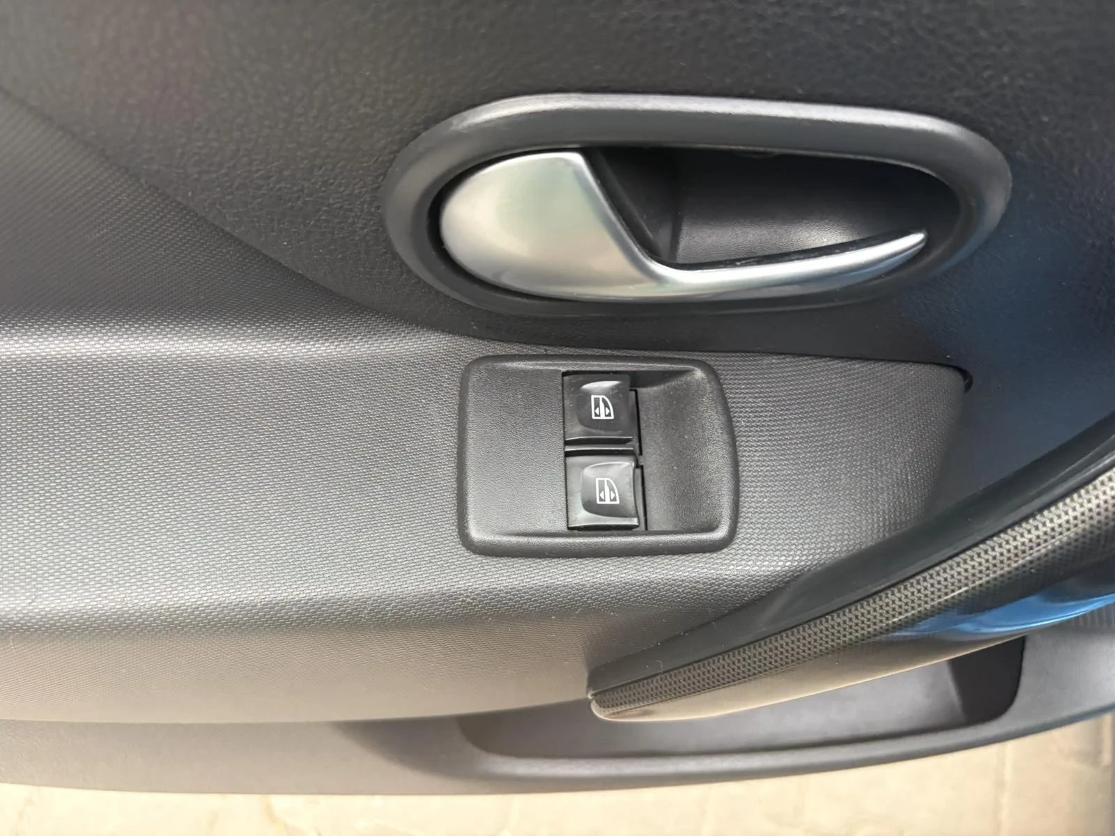 Dacia Sandero Stepway Facelift 1.5 dCi 90 Navi темпомат п лизинг, снимка 9 - Автомобили и джипове - 55139906