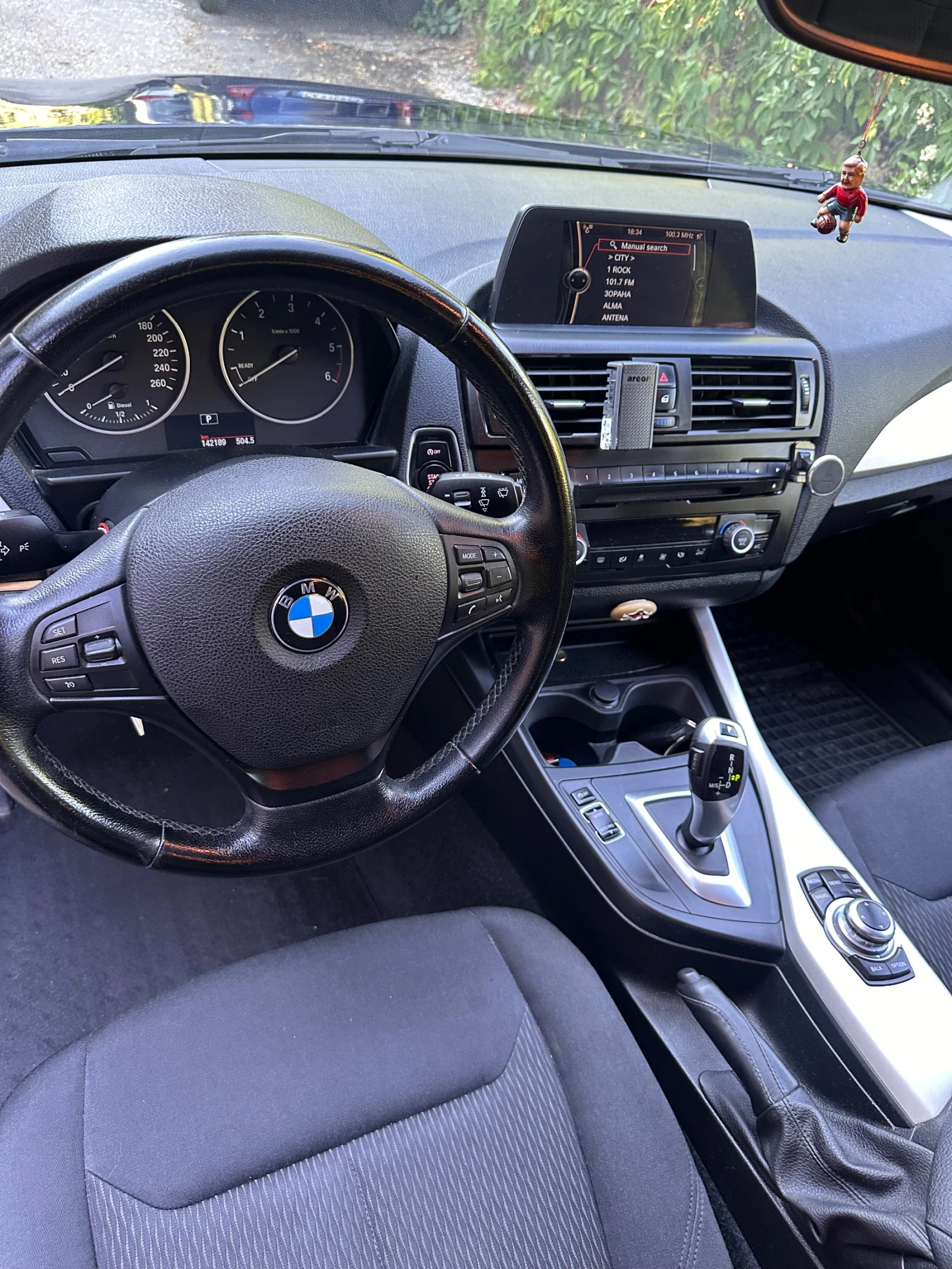 BMW 118 Diesel, снимка 12 - Автомобили и джипове - 55550452