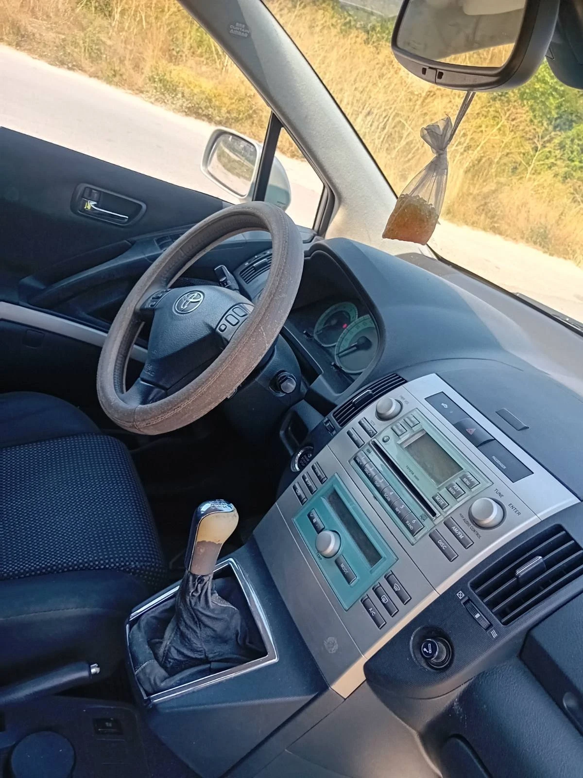 Toyota Corolla verso, снимка 6 - Автомобили и джипове - 55606014