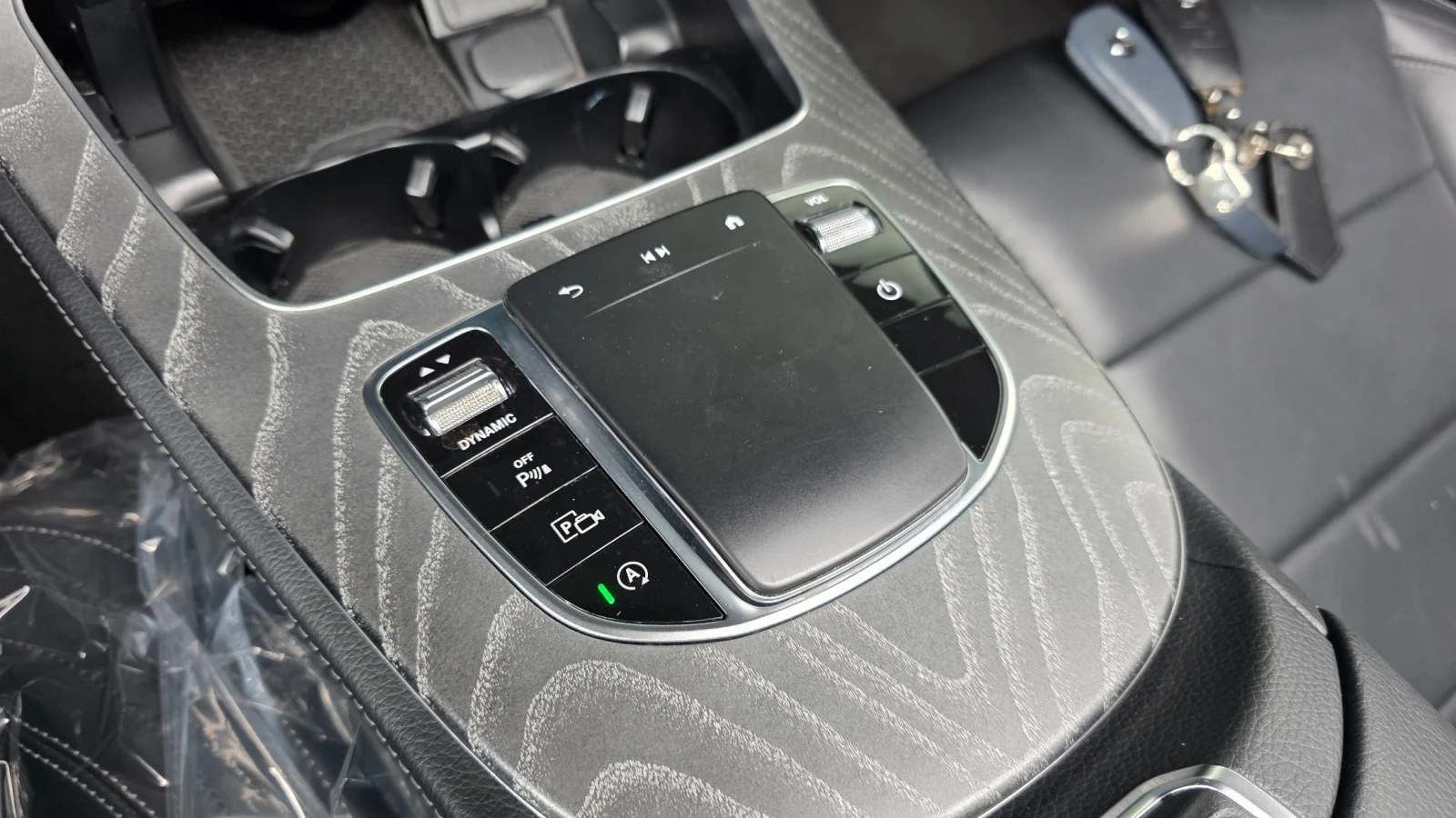 Mercedes-Benz E 350 E350 4MATIC AMG Line, снимка 16 - Автомобили и джипове - 55739613