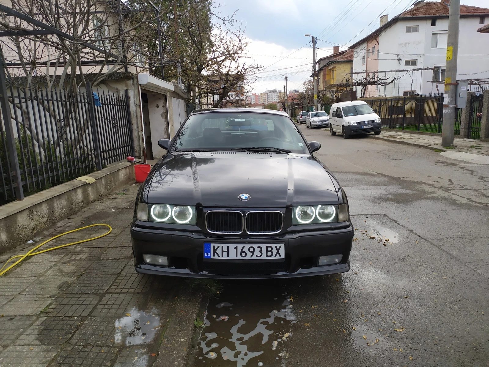 BMW 318, снимка 2 - Автомобили и джипове - 56214531