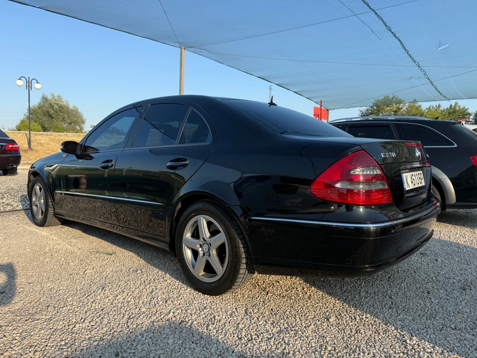 Mercedes-Benz E 270 2.7CDi-АВАНГАРД-АВТОМАТ-КОЖА-, снимка 6 - Автомобили и джипове - 56232800
