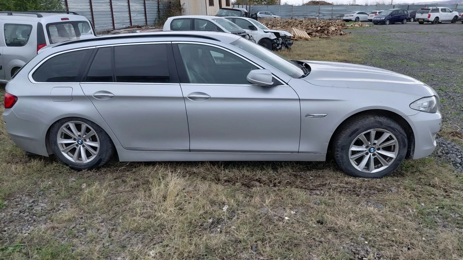 BMW 525 525 dizel f 11, снимка 8 - Автомобили и джипове - 56745536