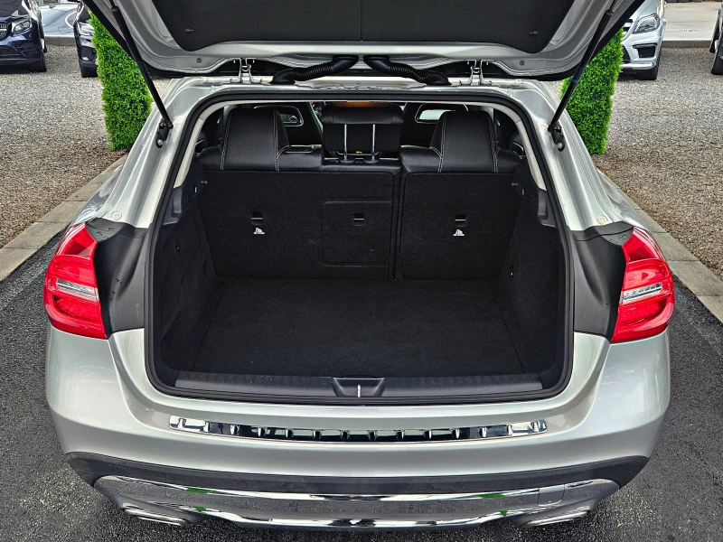 Mercedes-Benz GLA 220 AMG/4MATIC/GERMANY/CAMERA/AMBIENT/OFFROAD/DSR/LIZI, снимка 8 - Автомобили и джипове - 52482201