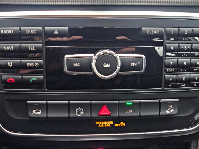 Mercedes-Benz GLA 220 AMG/4MATIC/GERMANY/CAMERA/AMBIENT/OFFROAD/DSR/LIZI, снимка 11 - Автомобили и джипове - 52482201