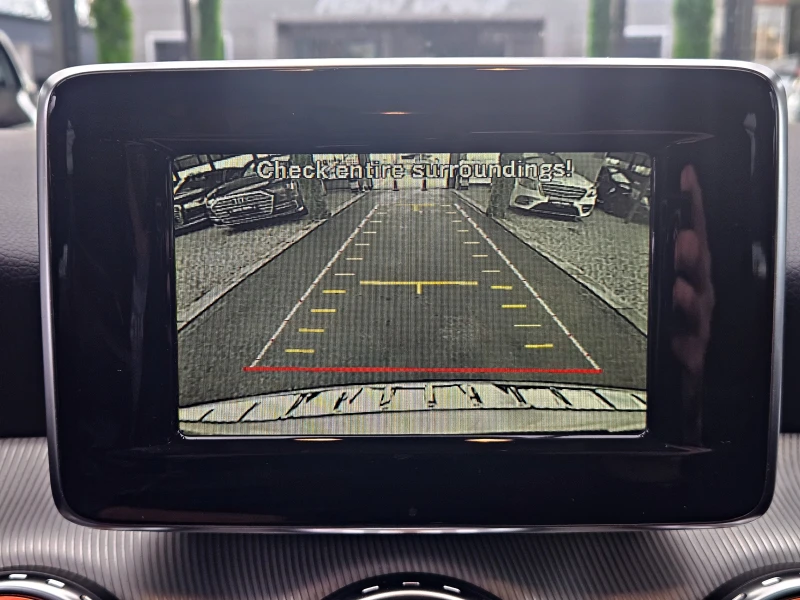 Mercedes-Benz GLA 220 AMG/4MATIC/GERMANY/CAMERA/AMBIENT/OFFROAD/DSR/LIZI, снимка 13 - Автомобили и джипове - 52482201