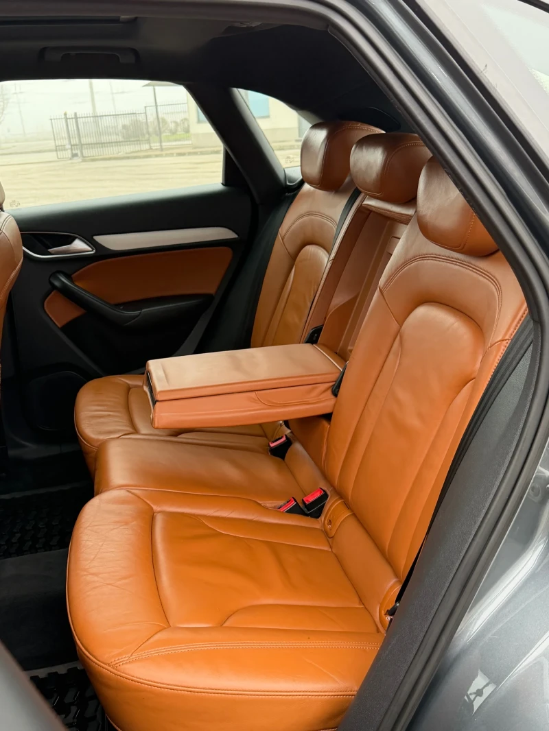 Audi Q3 2.0TDI S-line Quattro , снимка 12 - Автомобили и джипове - 53275629