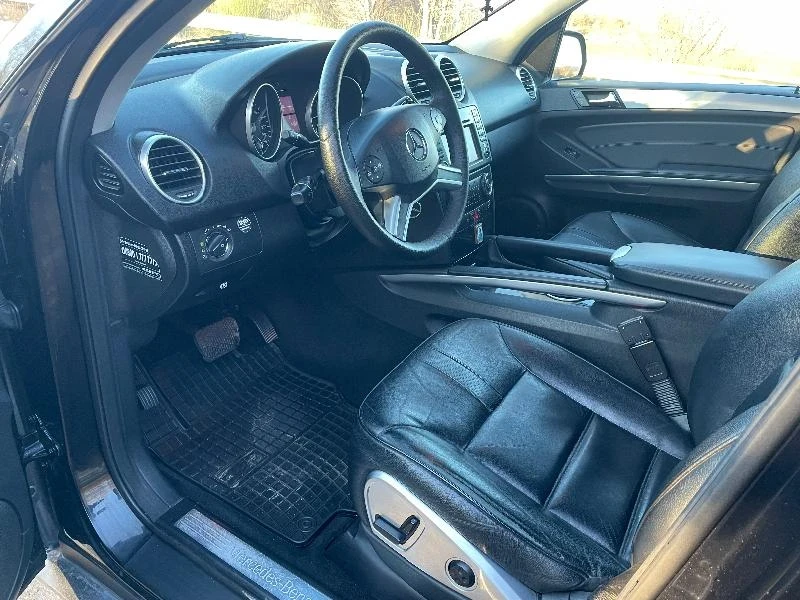 Mercedes-Benz ML 350 3.5cdi 4 matic на пружини, снимка 7 - Автомобили и джипове - 54014160