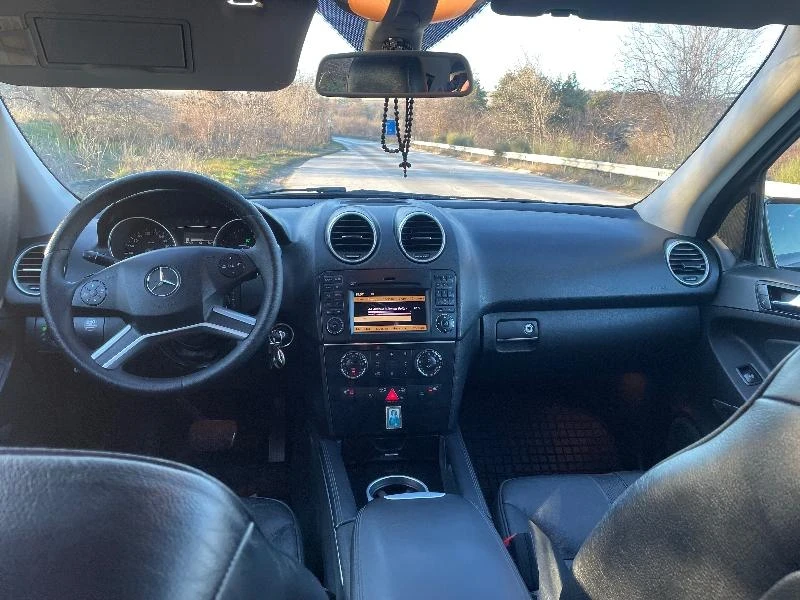 Mercedes-Benz ML 350 3.5cdi 4 matic на пружини, снимка 11 - Автомобили и джипове - 54014160
