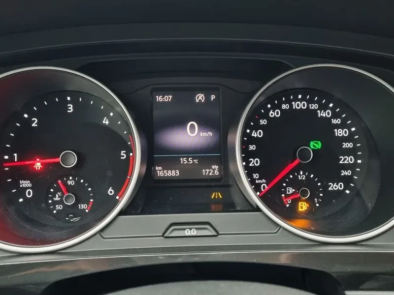 VW Tiguan 2Nd Generation 2.0 Tdi, снимка 9 - Автомобили и джипове - 56112955