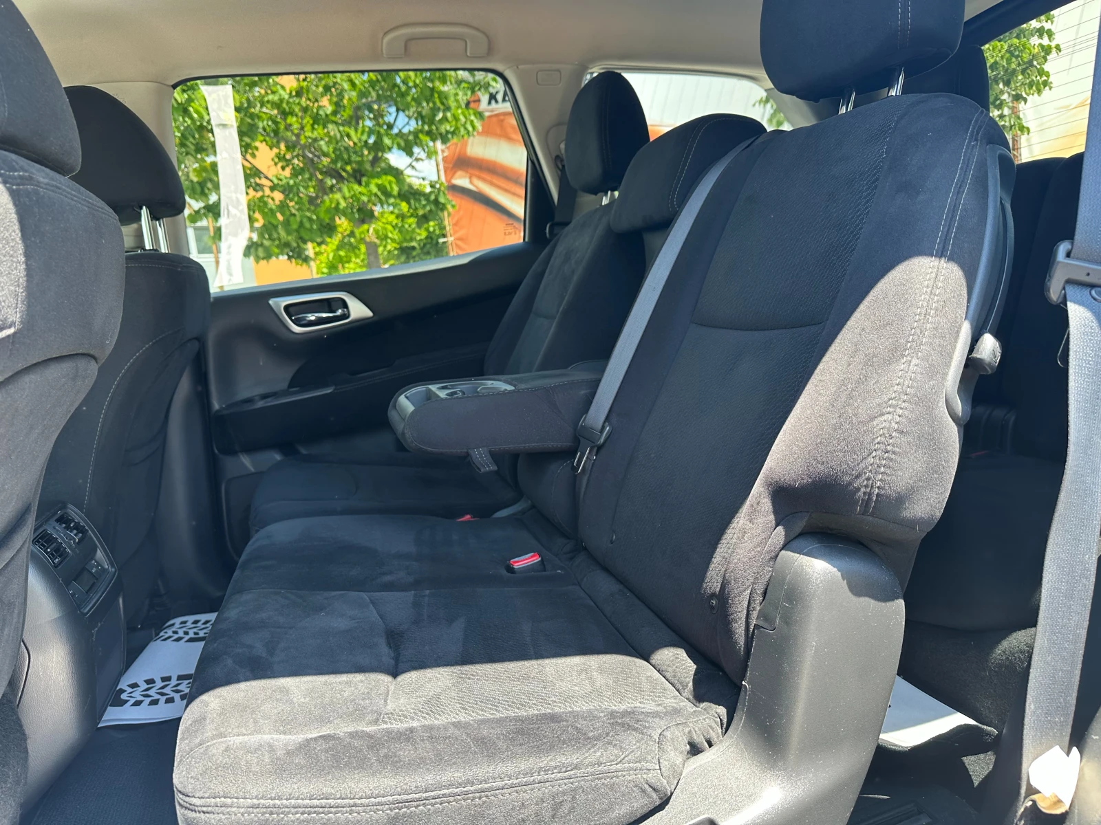 Nissan Pathfinder 3.5i 264 к.с. - изображение 9