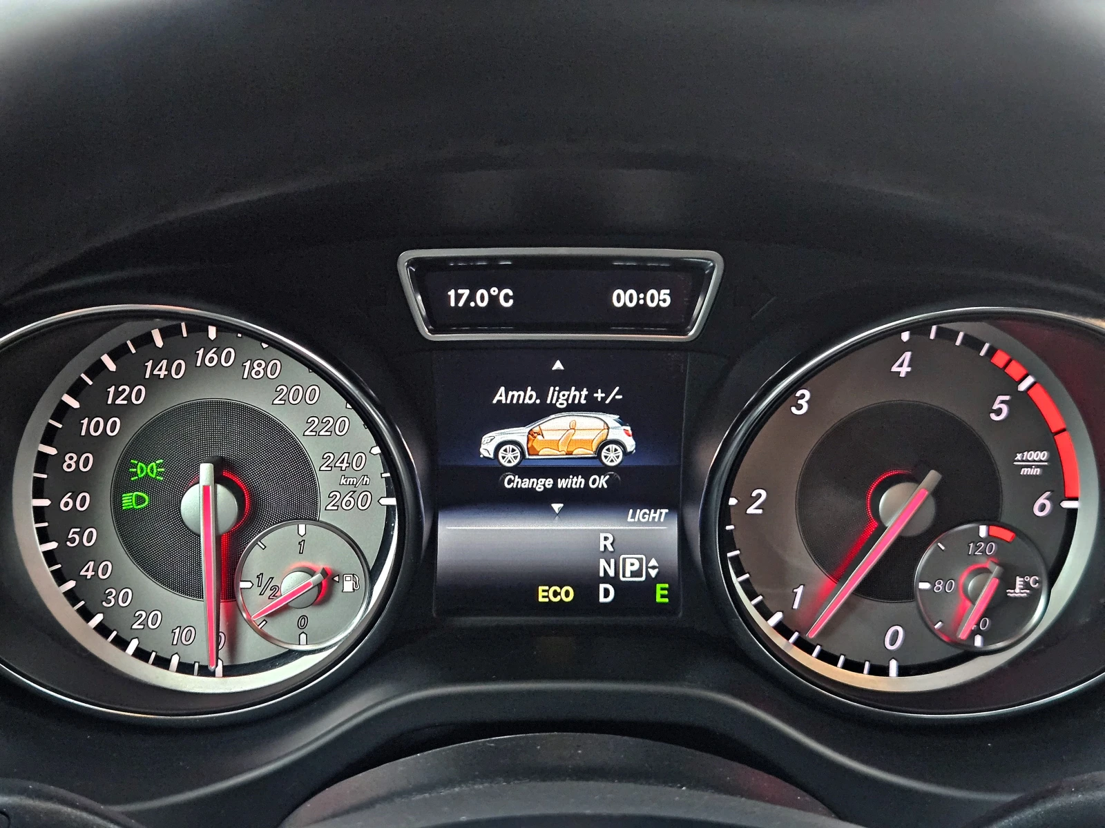 Mercedes-Benz GLA 220 AMG/4MATIC/GERMANY/CAMERA/AMBIENT/OFFROAD/DSR/LIZI - изображение 10