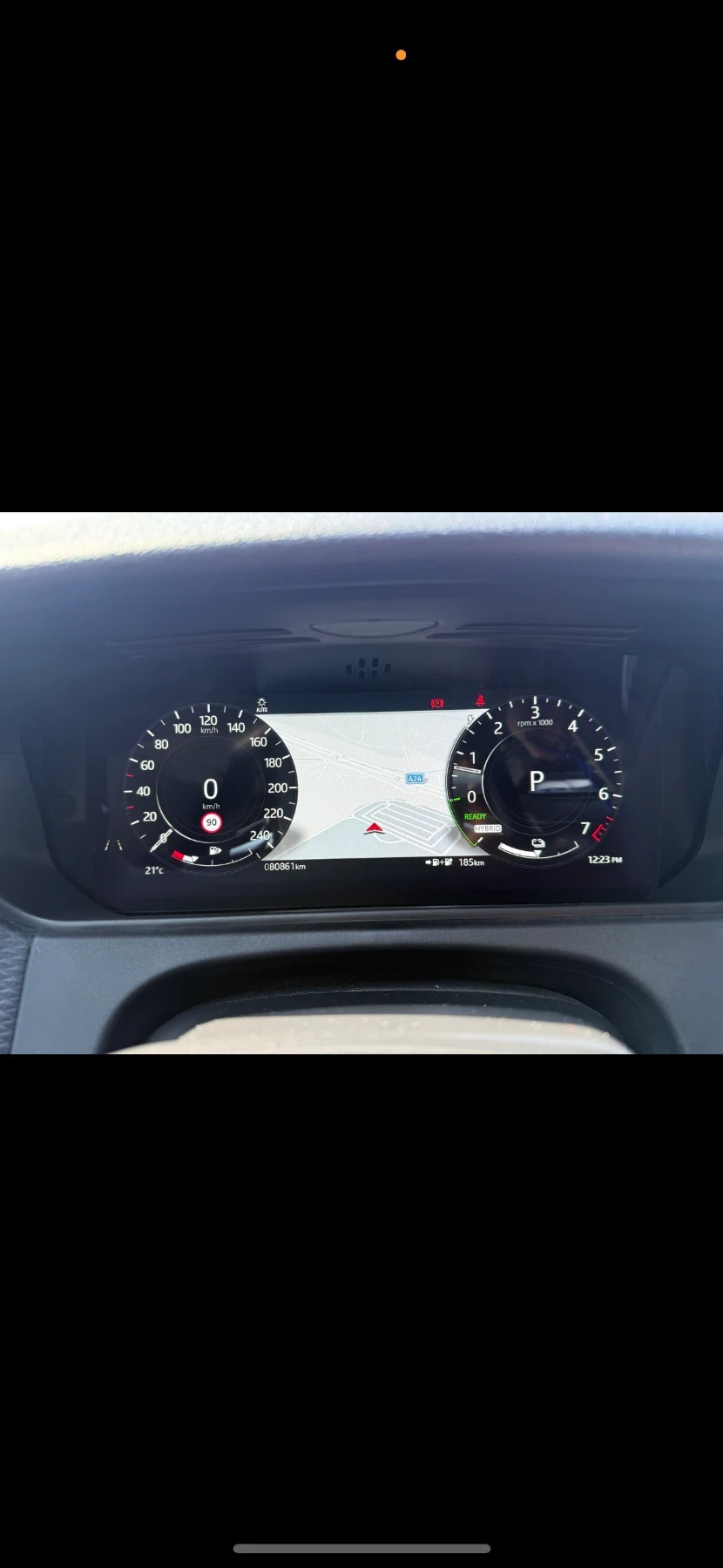 Land Rover Range Rover Velar P400e Plug-in Hybrid  - изображение 3