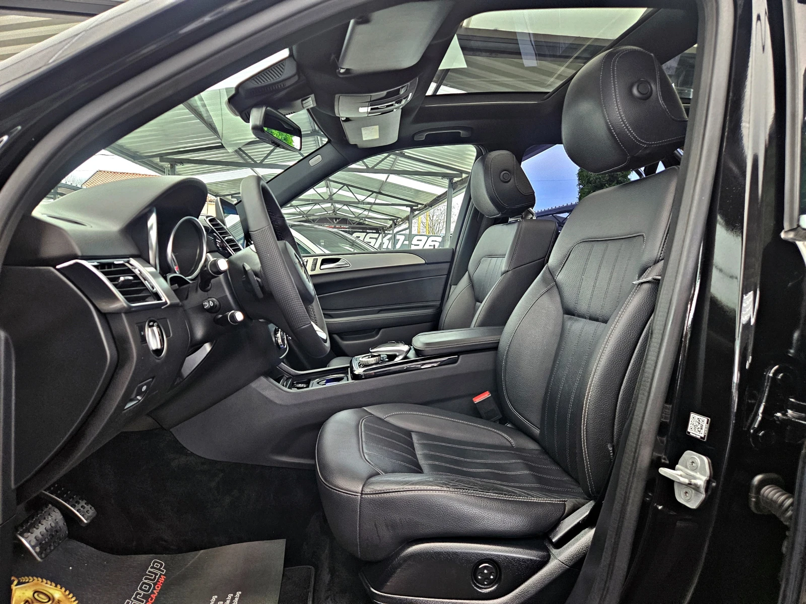 Mercedes-Benz GLE 350 AMG/GERMANY/PANO/360CAMERA/HARMAN/ПОДГРЕВ/CAR PLAY, снимка 15 - Автомобили и джипове - 53963899