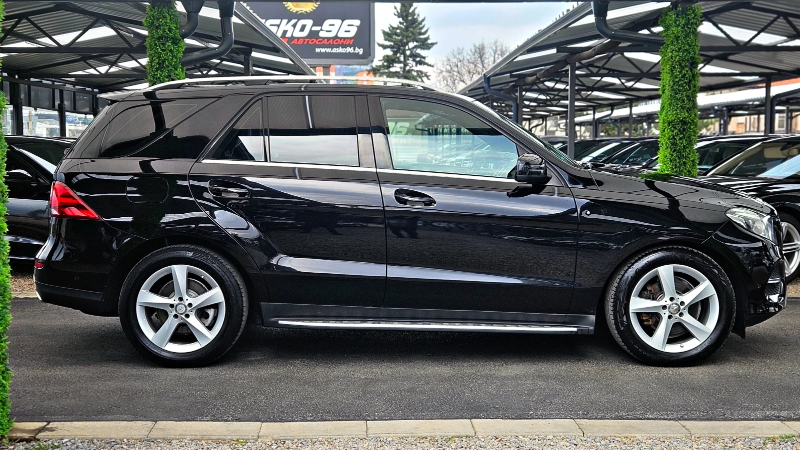 Mercedes-Benz GLE 350 AMG/GERMANY/PANO/360CAMERA/HARMAN/ПОДГРЕВ/CAR PLAY, снимка 4 - Автомобили и джипове - 53963899