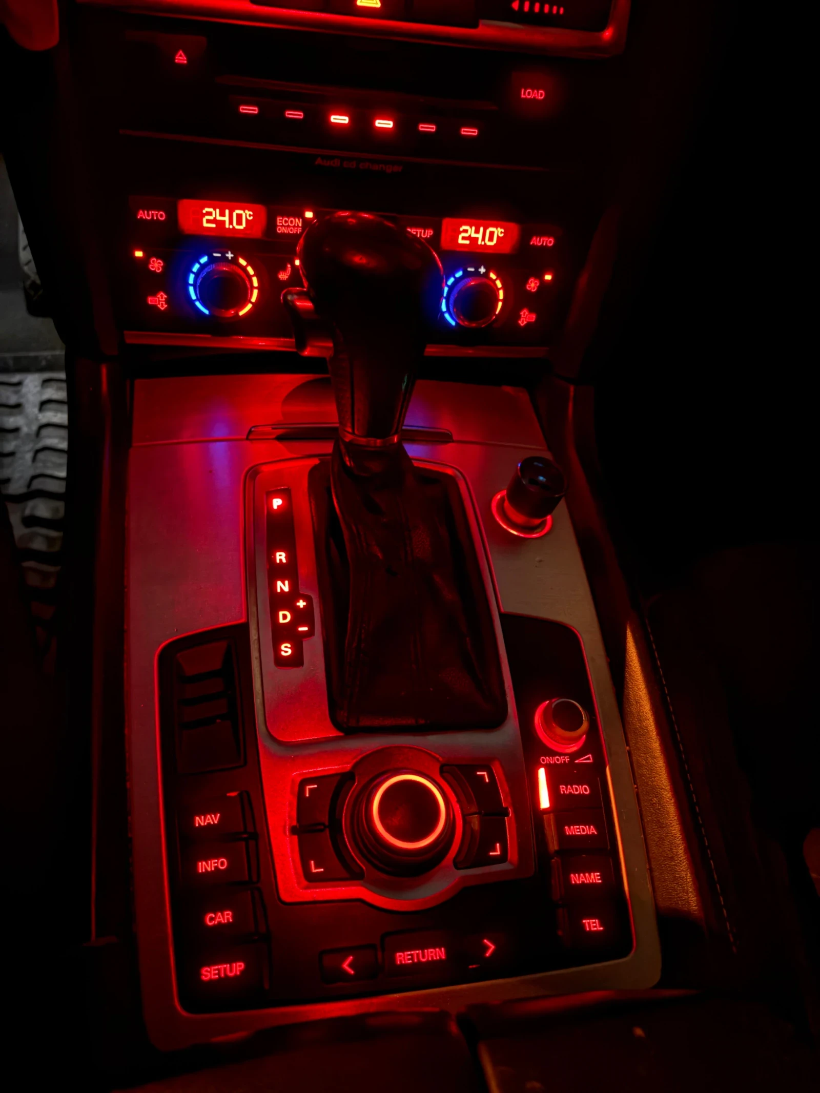 Audi Q7 4.2 S-LINE, снимка 12 - Автомобили и джипове - 54207277