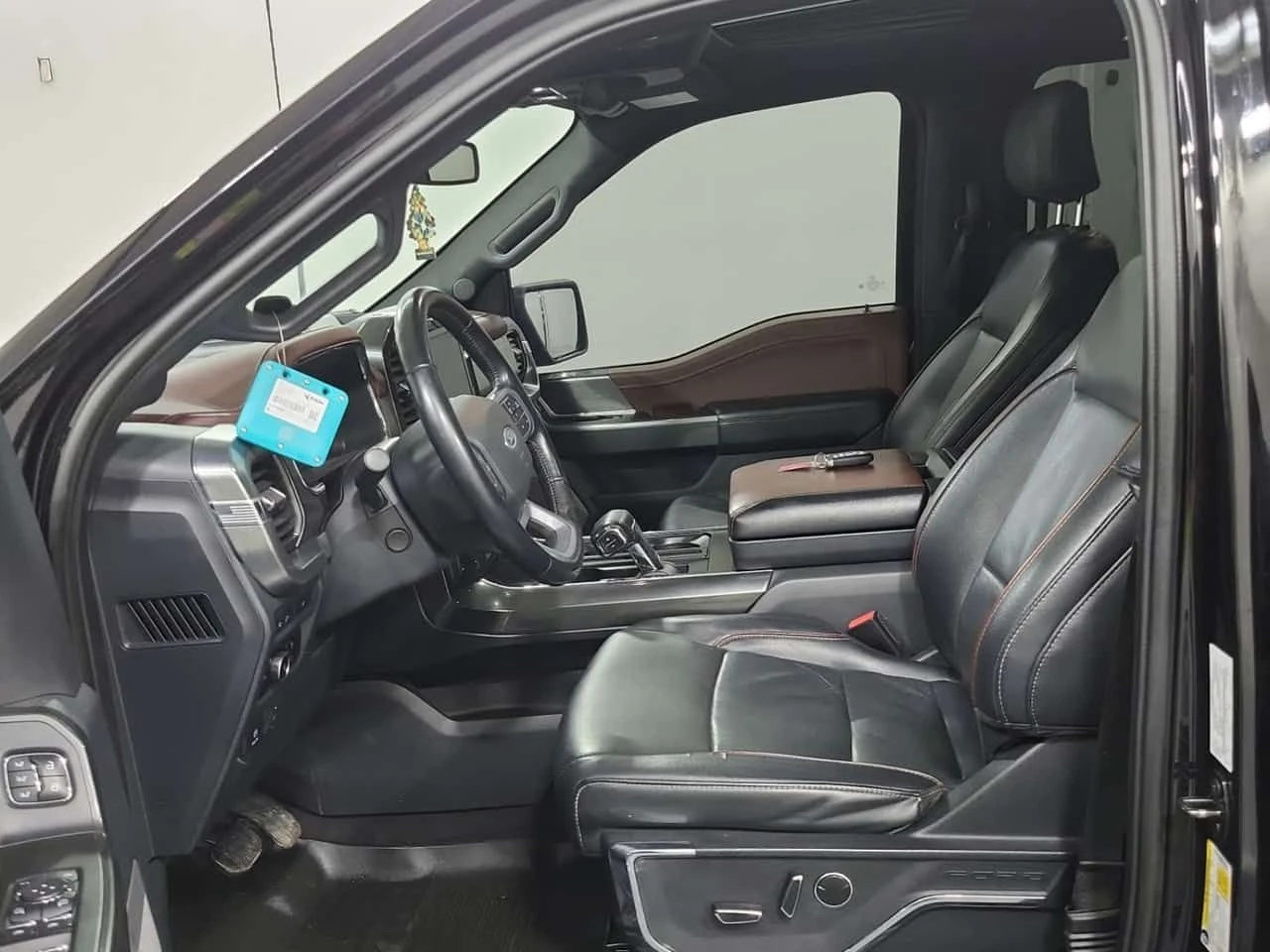 Ford F150 * LARIAT CREW CAB SHORT BED * CARFAX * ЦЕНА ДО БГ, снимка 6 - Автомобили и джипове - 54645585