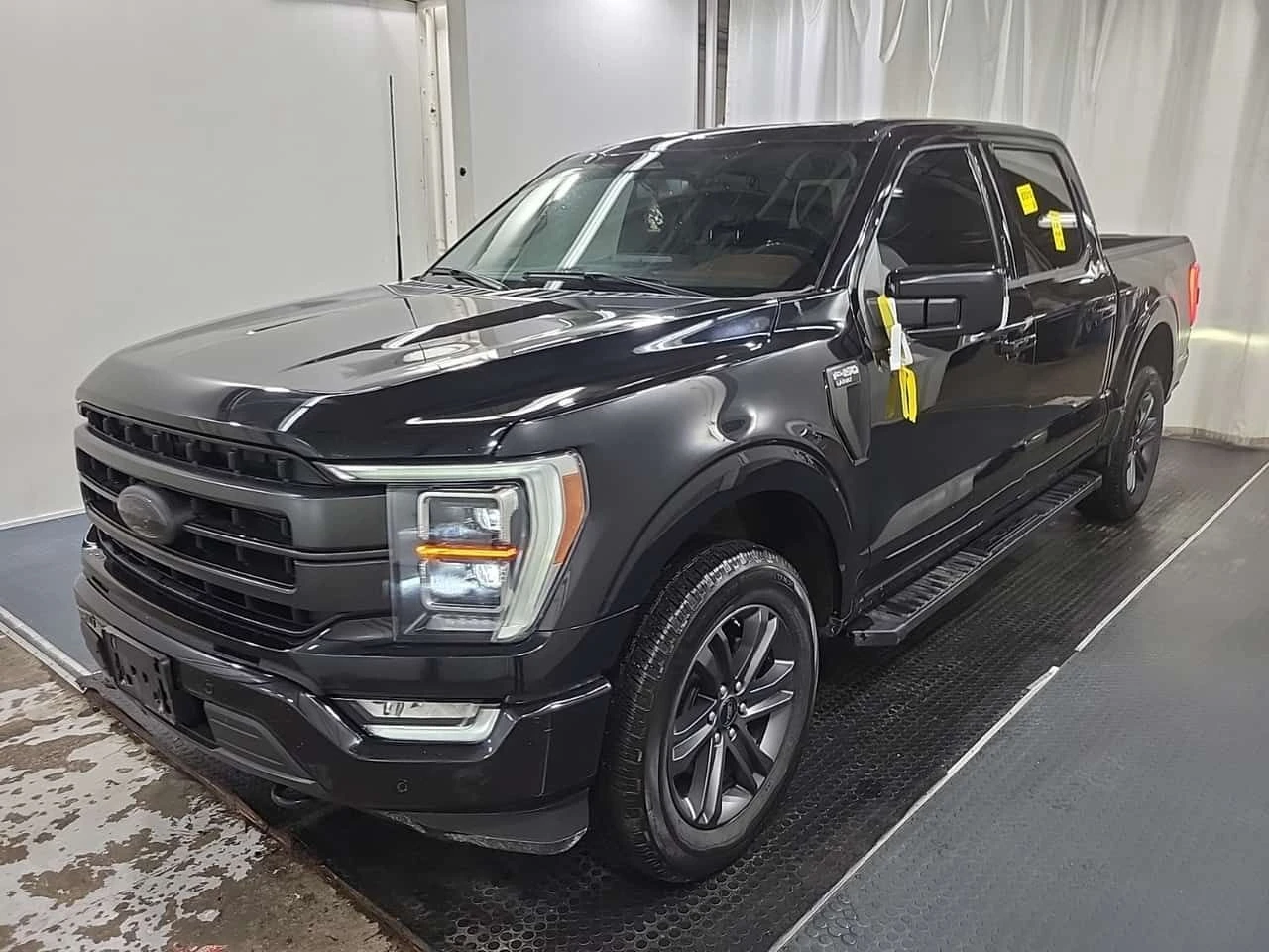 Ford F150 * LARIAT CREW CAB SHORT BED * CARFAX * ЦЕНА ДО БГ