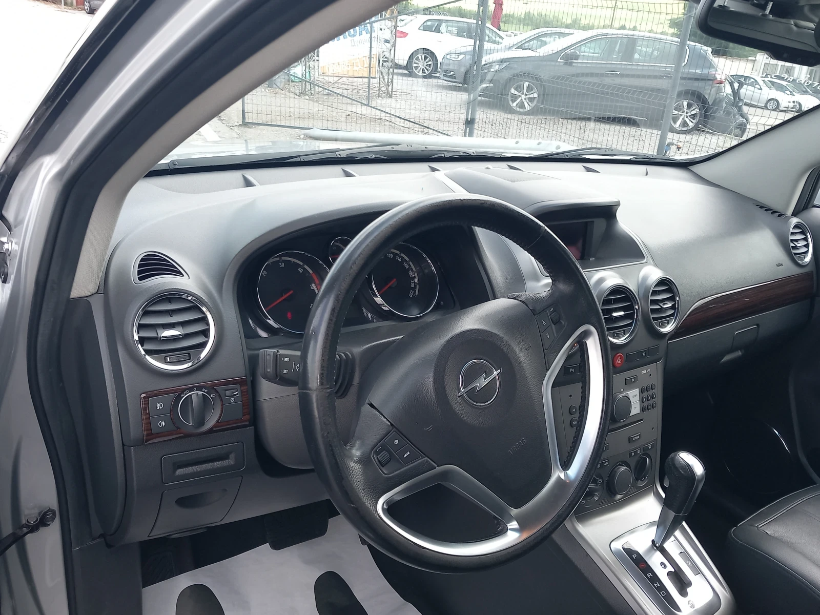 Opel Antara 2.0CDI 150 k.c , снимка 11 - Автомобили и джипове - 54774820