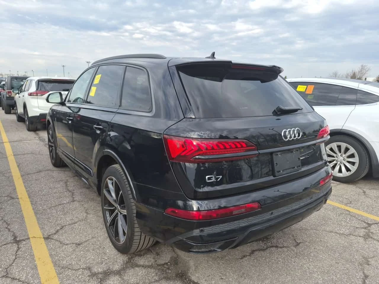 Audi Q7 * CARFAX * АВТОКРЕДИТ БЕЗ ПЪРВОНАЧАЛНА ВНОСКА, снимка 4 - Автомобили и джипове - 54846618