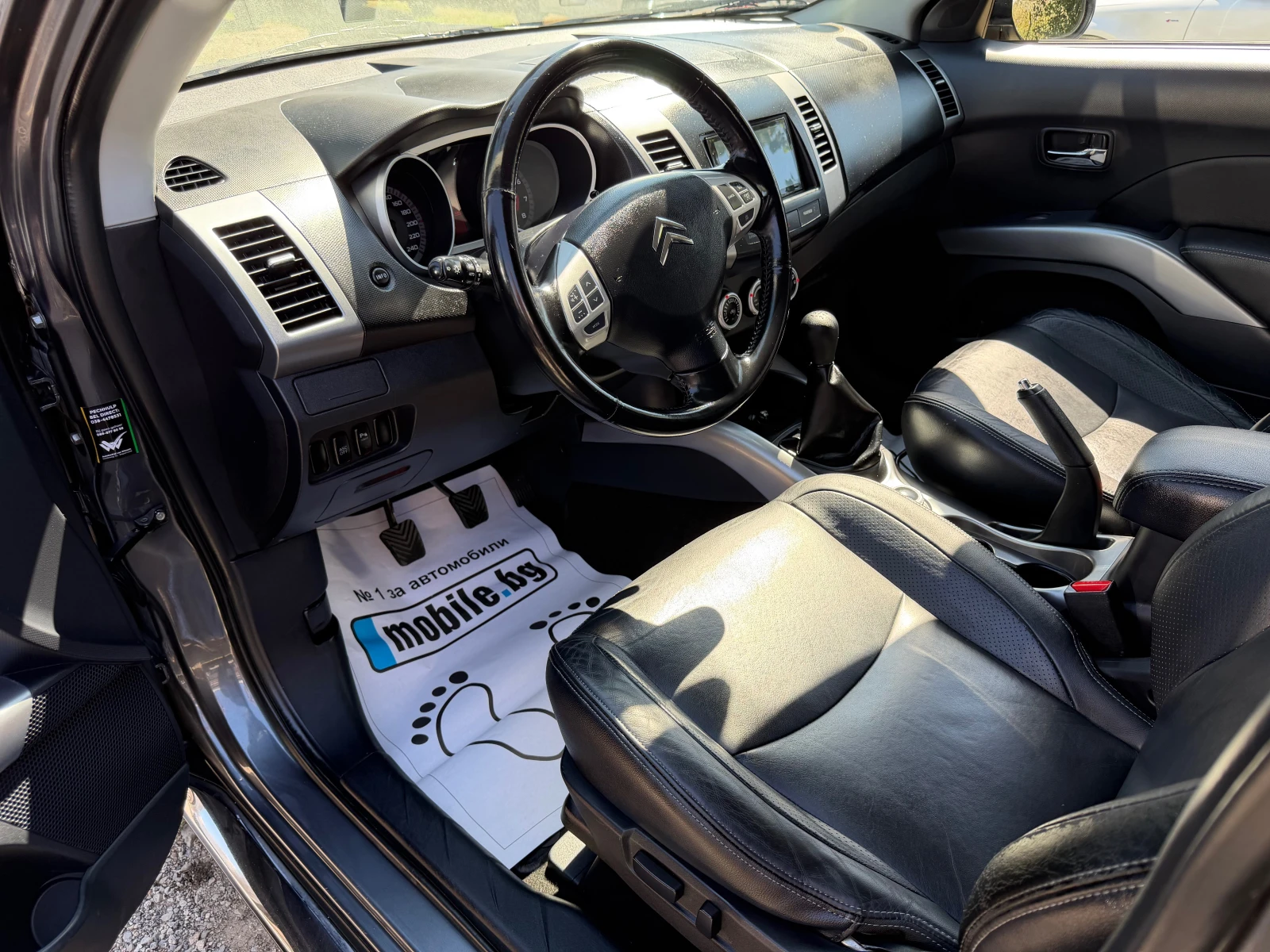 Citroen C-Crosser 2.4i бензин, 4* 4, снимка 12 - Автомобили и джипове - 55238896