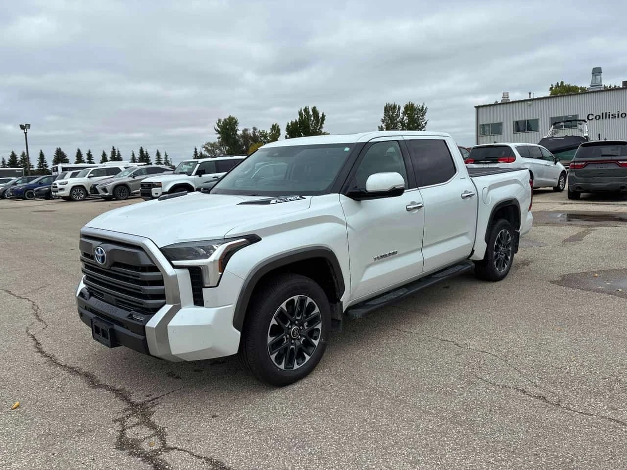 Toyota Tundra * Limited Hybrid * CARFAX * 
