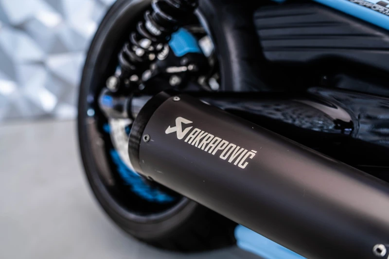 Harley-Davidson V-Rod 1 CUSTOM, снимка 12 - Мотоциклети и мототехника - 51756394