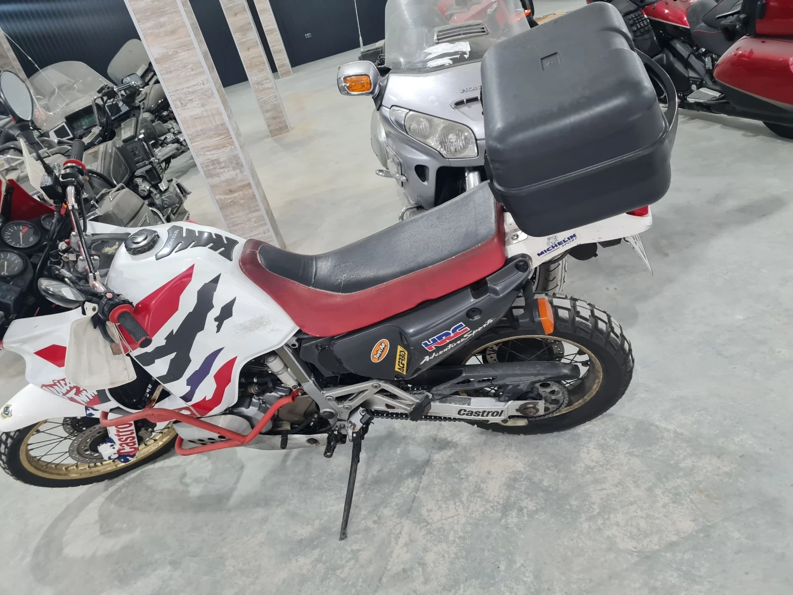 Honda Xrv AFRICA TWIN TRICOLOR, снимка 9 - Мотоциклети и мототехника - 55435213