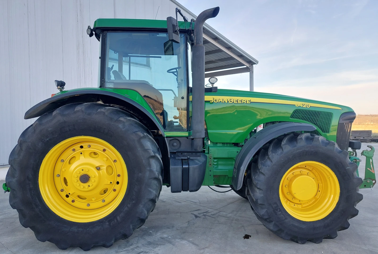 Трактор John Deere 8420 Powerschift - изображение 6