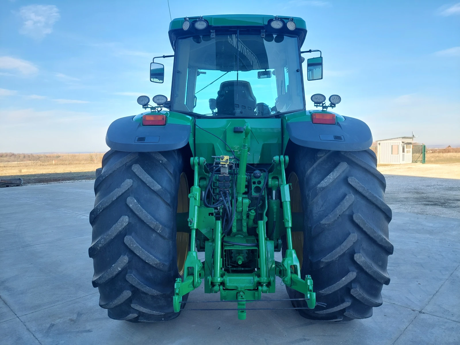 Трактор John Deere 8420 Powerschift - изображение 4
