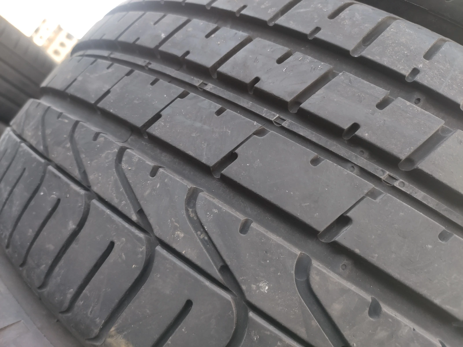 Гуми Летни 255/45R19