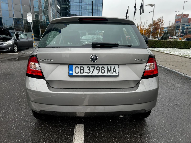 Skoda Fabia 1.0 MPI * 75.p.s * 36 000km * , снимка 6 - Автомобили и джипове - 48447384