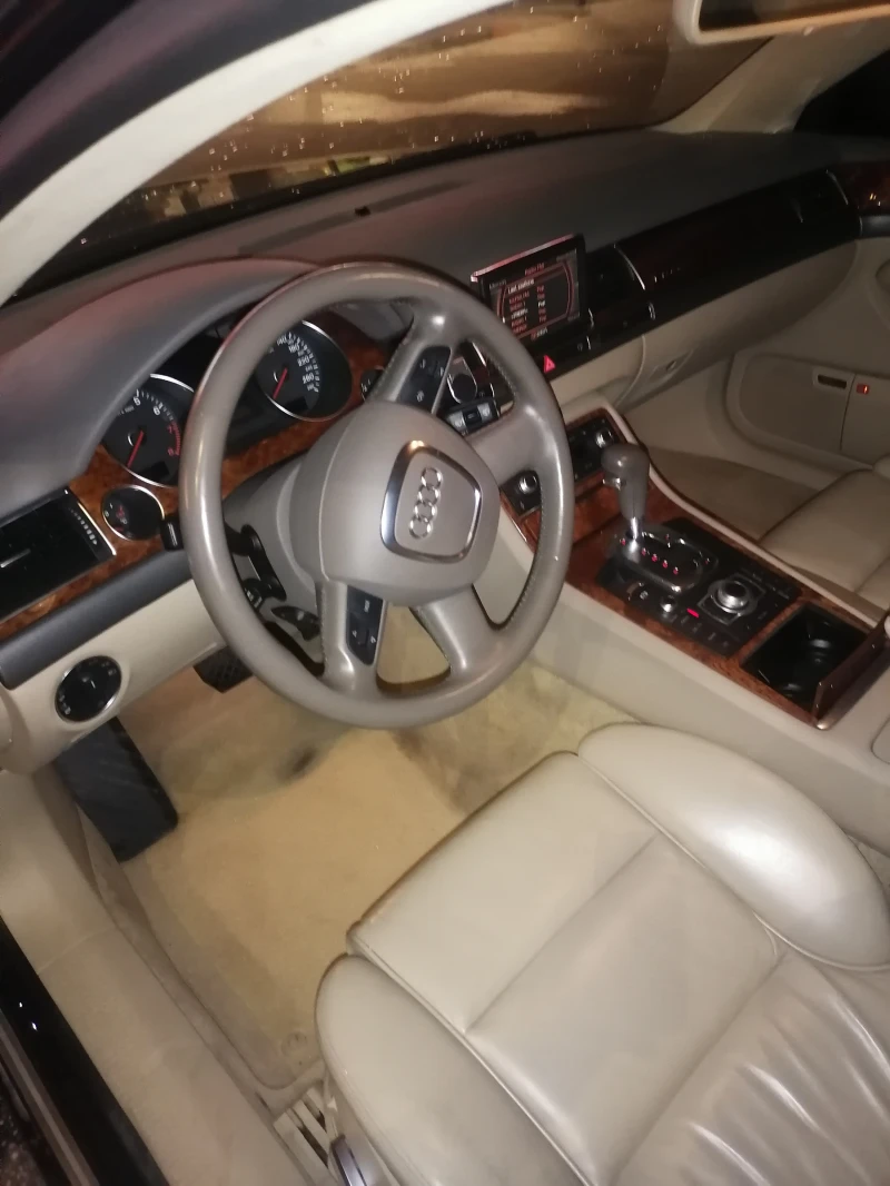 Audi A8 Quattro, снимка 7 - Автомобили и джипове - 48231186