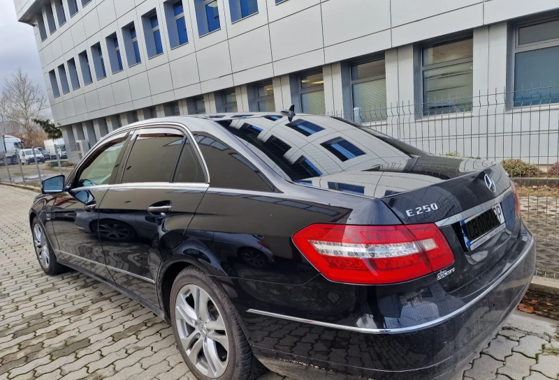 Mercedes-Benz E 250 Е 250, снимка 5 - Автомобили и джипове - 50649044