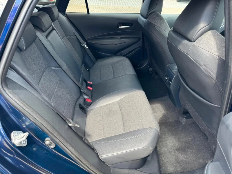 Toyota Corolla 1.8HEV/TOURING-SPORTS/122HP/CARPLAY/HUD/542fpr, снимка 12 - Автомобили и джипове - 51295438