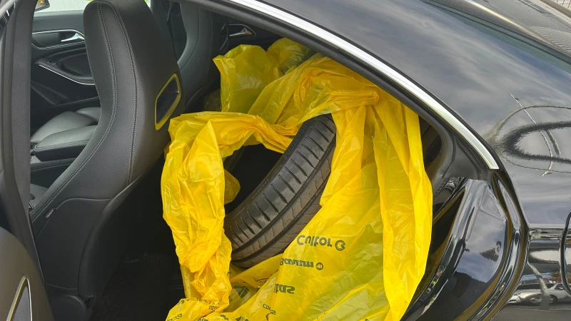 Mercedes-Benz CLA 250 4 Matic, Напълно обслужен, снимка 10 - Автомобили и джипове - 52249515