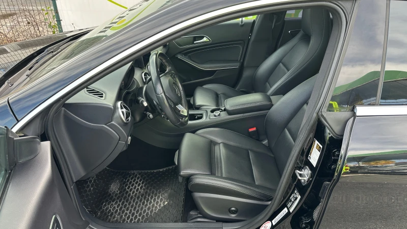 Mercedes-Benz CLA 250 4 Matic, Напълно обслужен, снимка 8 - Автомобили и джипове - 52249515