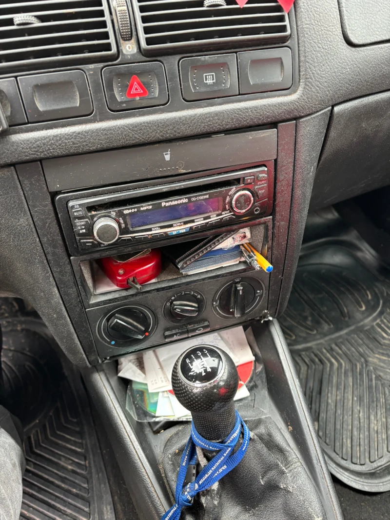 VW Golf, снимка 5 - Автомобили и джипове - 52659991