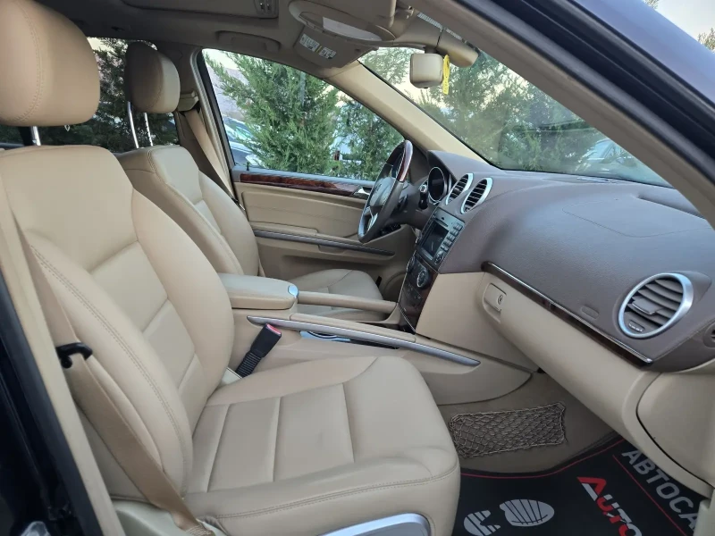 Mercedes-Benz ML 550 5.5i-388кс= AMG LINE= 4MATIC= KEYLESS= ШИБЕДАХ, снимка 15 - Автомобили и джипове - 52805625