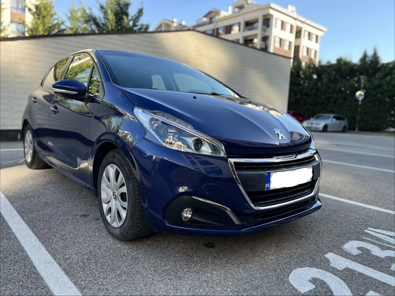 Peugeot 208 BlueHDI, снимка 1