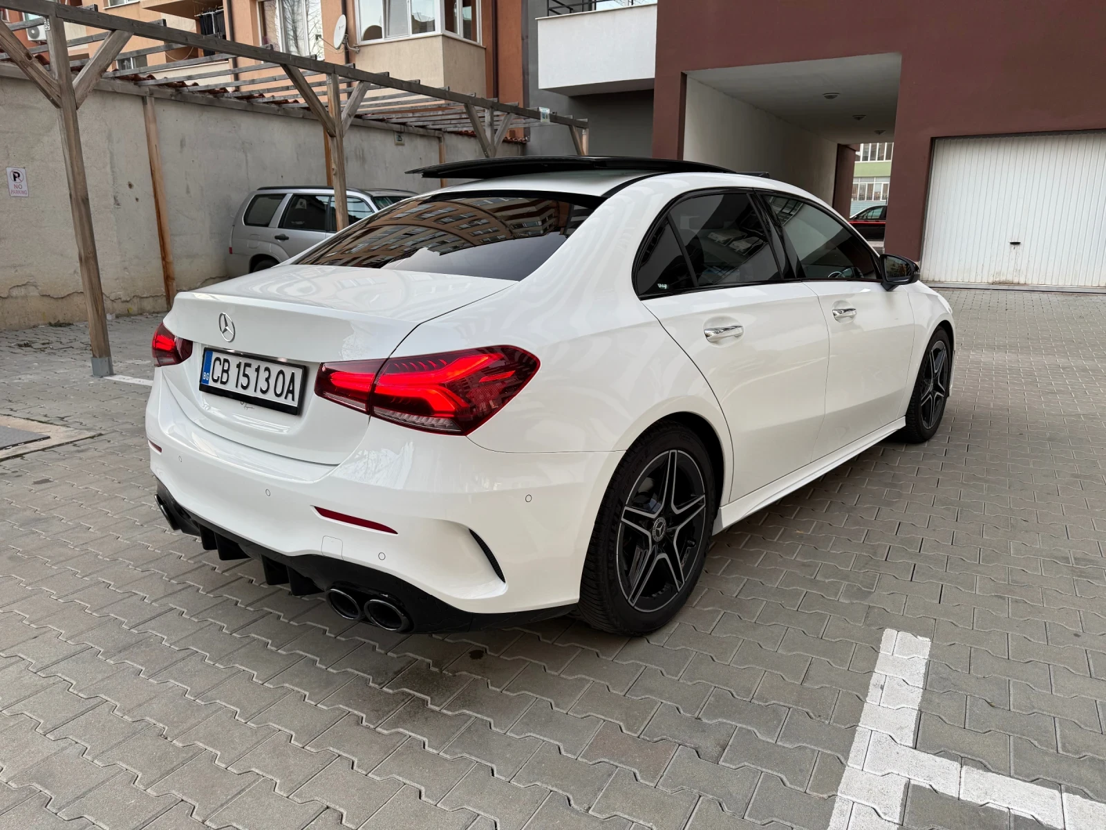 Mercedes-Benz A 200 Full* AMG* Pano* Camera, снимка 1