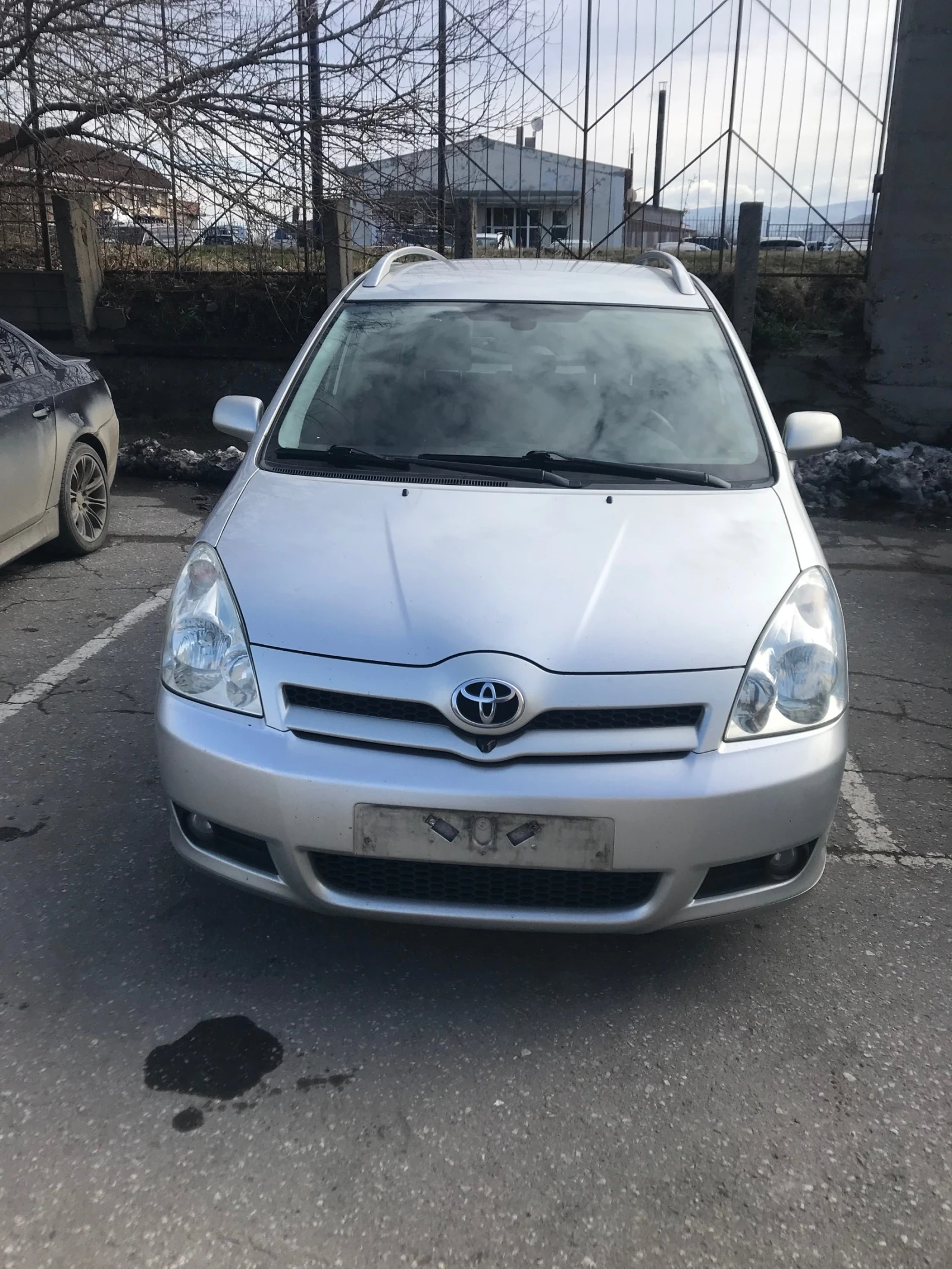 Toyota Corolla verso 1800 ������-��� | Mobile.bg � ����������� 1