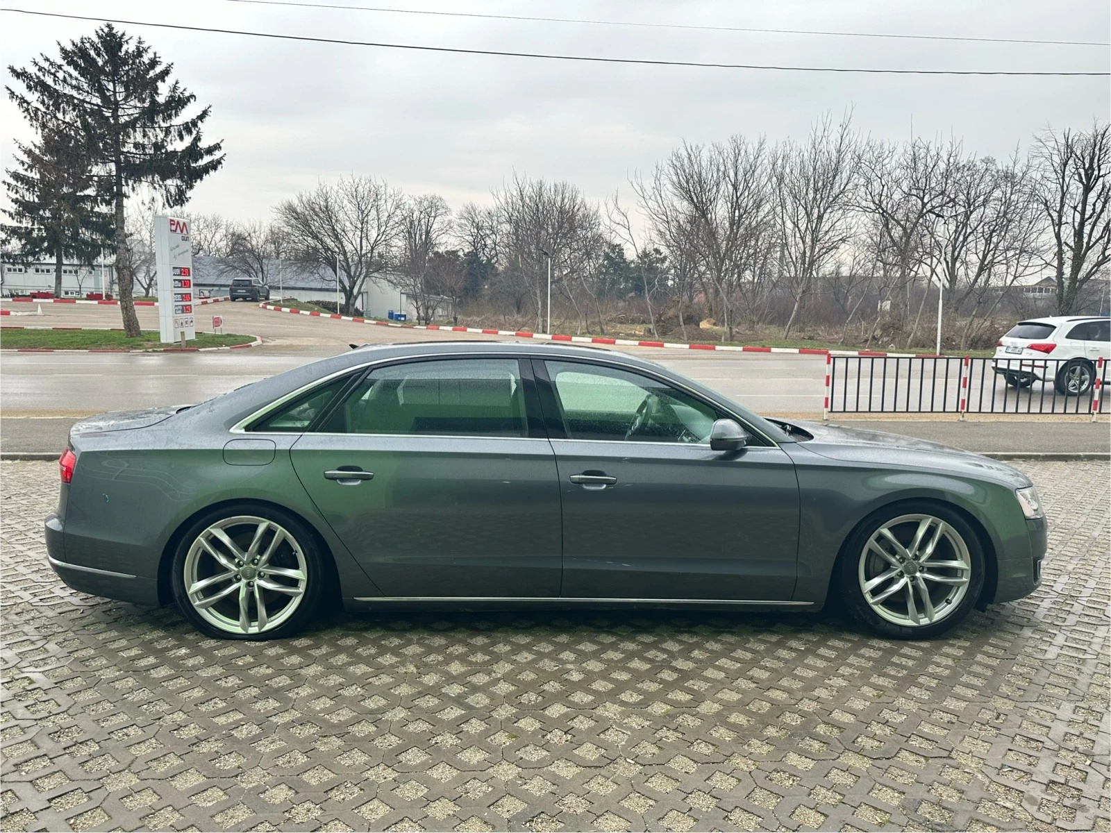 Audi A8 4.0TFSI LONG - изображение 5