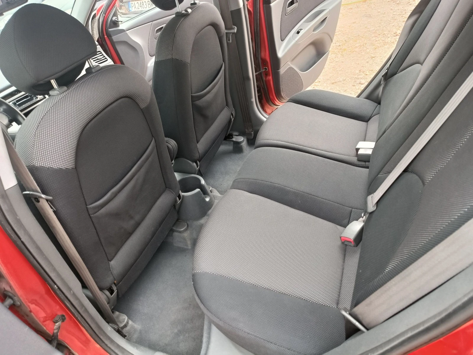Kia Rio 1.4i 97к.с | Mobile.bg — изображение 12